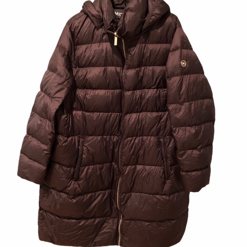 Spectacular warm beautiful Michael Kors 2X
NWOT extra warm removalable hood